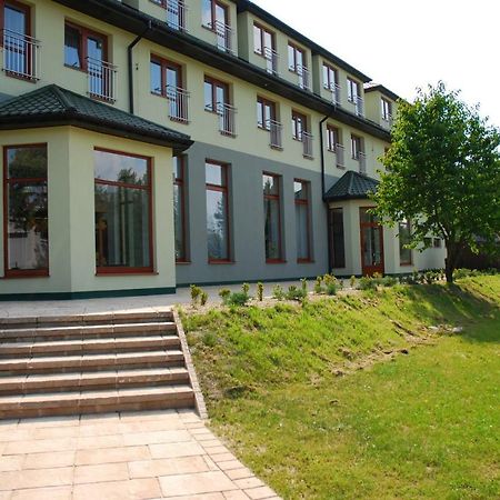 Hotel Dyminy Kielce Eksteriør billede